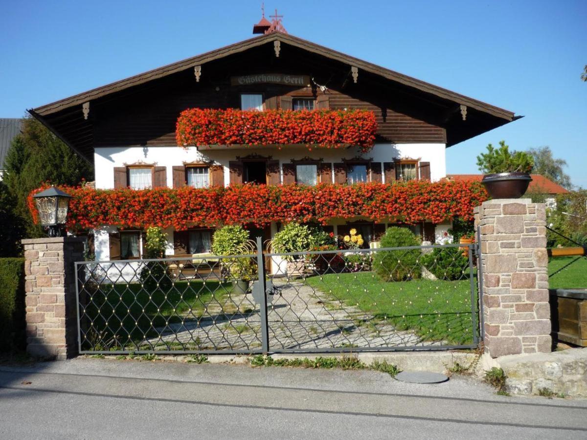 Gaestehaus Gerti Kiefersfelden Exteriör bild